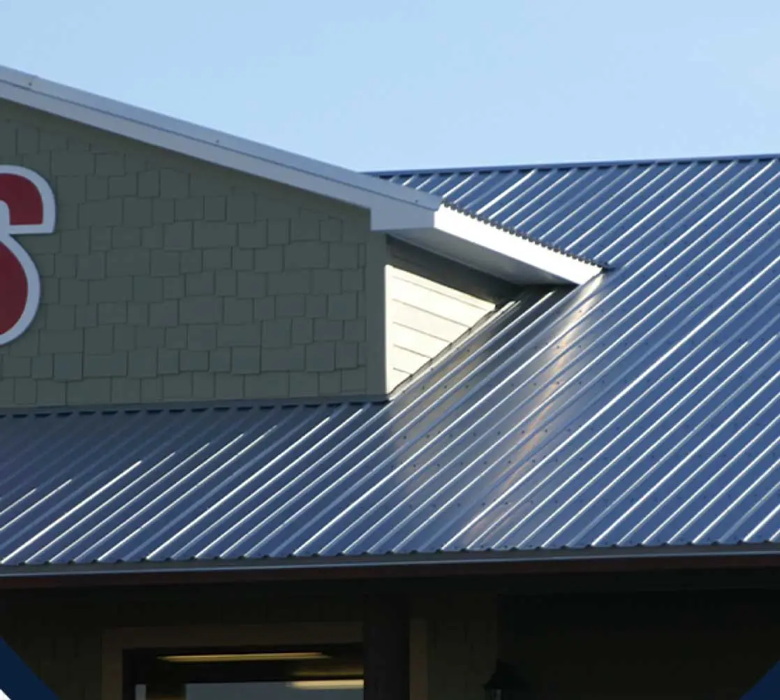 Choose Metal Roofing for Aesthetics and Reliability